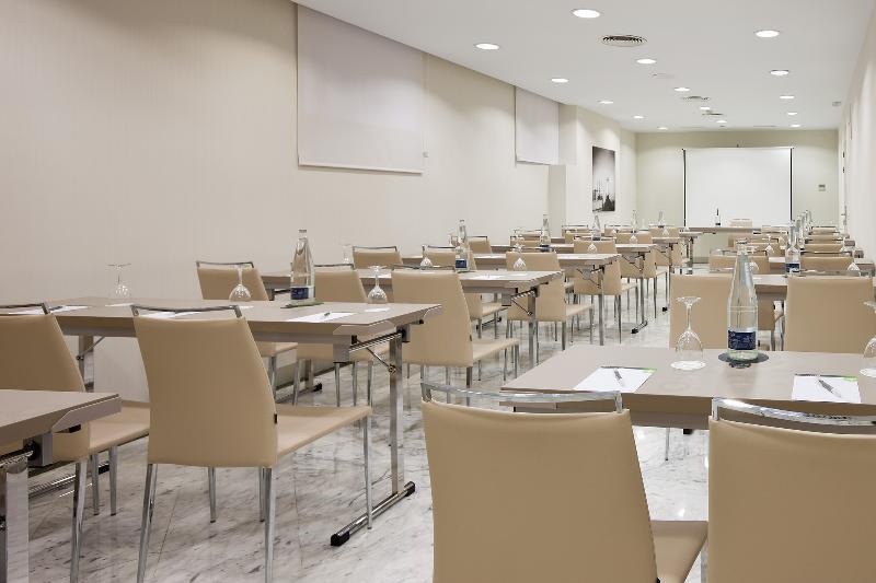 Avani Alonso Martinez Madrid Hotel Exterior photo